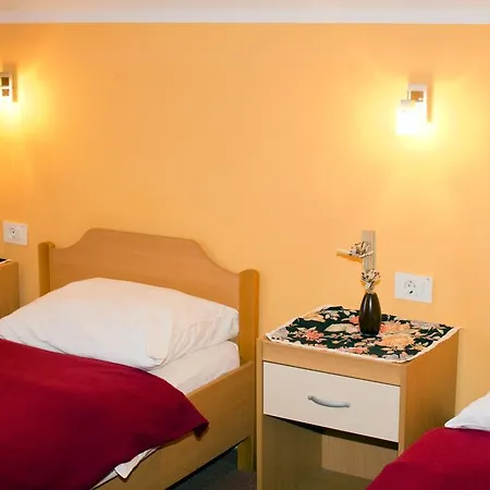 Bohorc Πανσιόν 3*