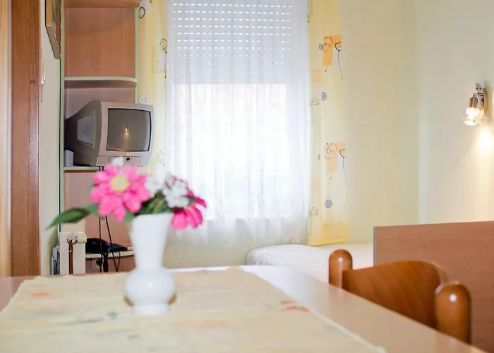 Bohorc ゲストハウス 3*