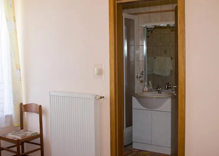 Bohorc ゲストハウス 3*